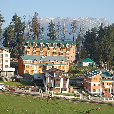 Hotel Zahgeer Continental Gulmarg Exteriör bild